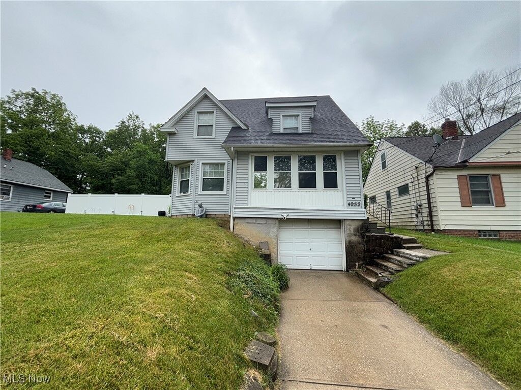 Property Photo:  4955 E 141st Street  OH 44125 