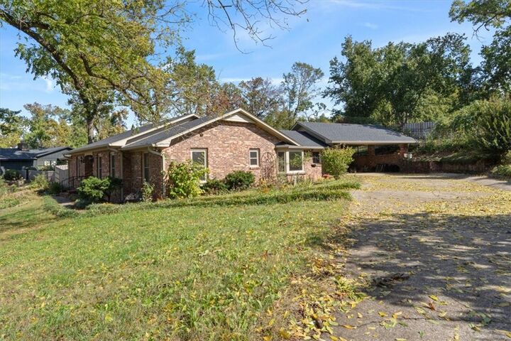 Property Photo: 1606 Kimberly Place AR 72712