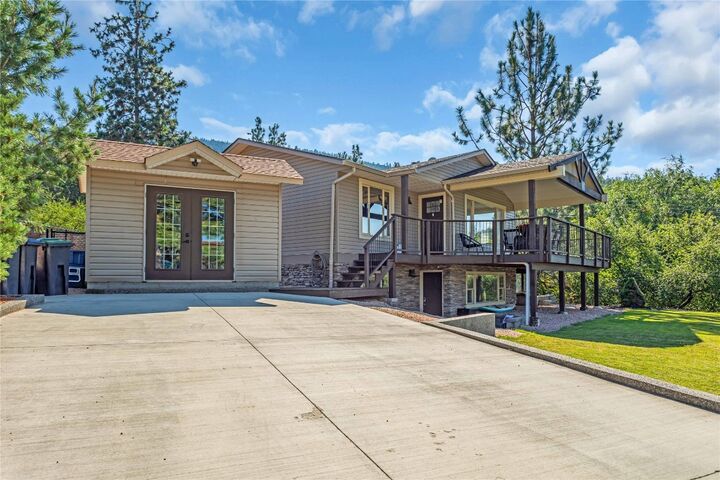 Property Photo:  16621 Maki Road  BC V4V 1C2