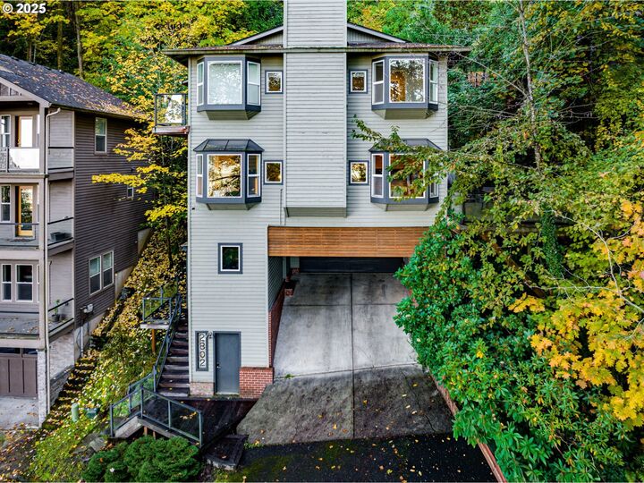 Property Photo: 2802 NW Ariel Ter OR 97210