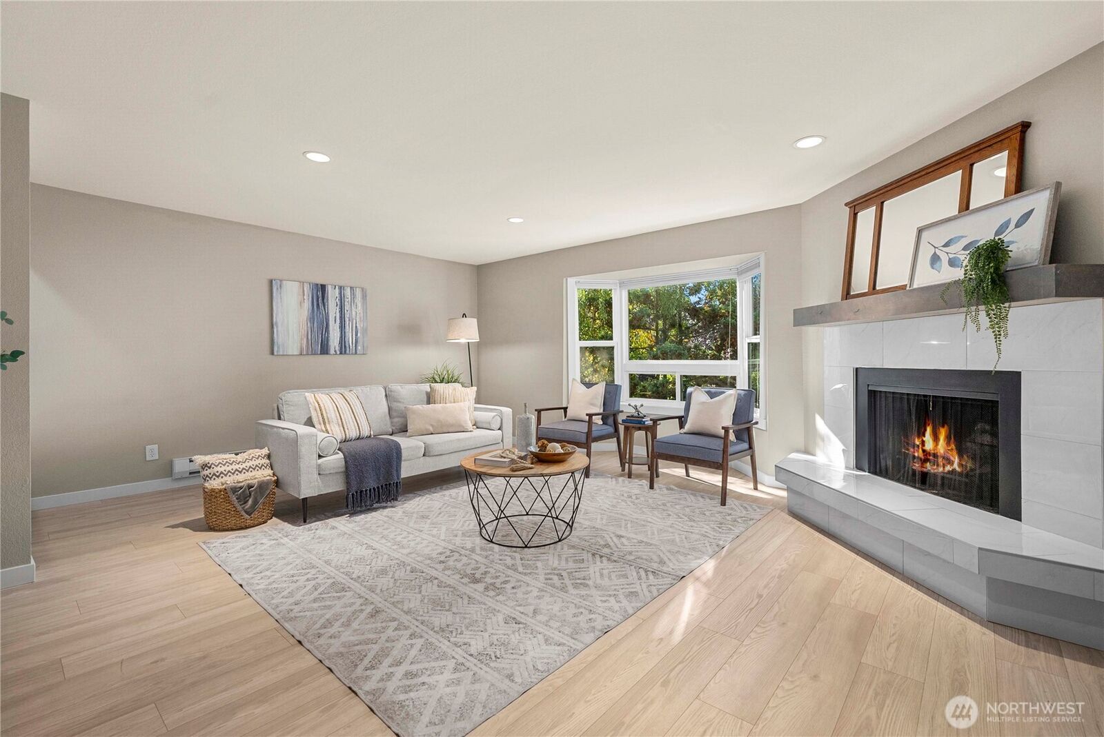 Property Photo:  210  Boylston Avenue E 204  WA 98102