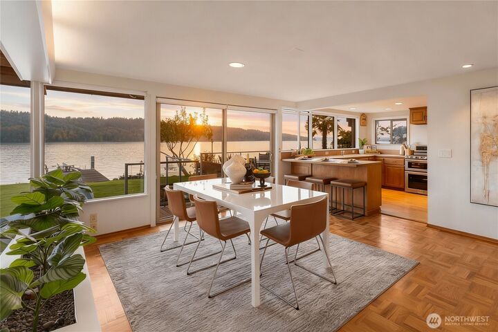 Property Photo: 14026 Riviera Place NE WA 98125