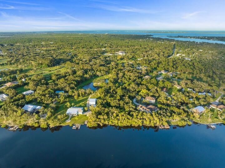 Property Photo: 9598 Tortoise Lane FL 32976