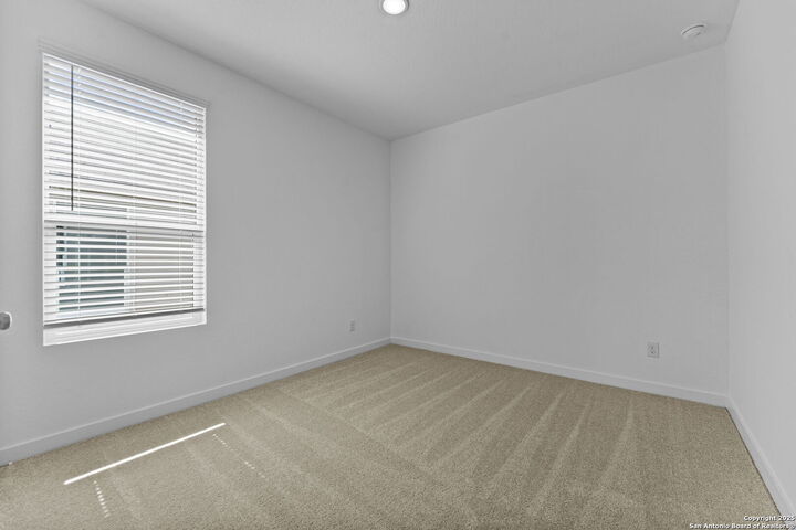 Property Photo:  736 Horsetail Ln  TX 78132