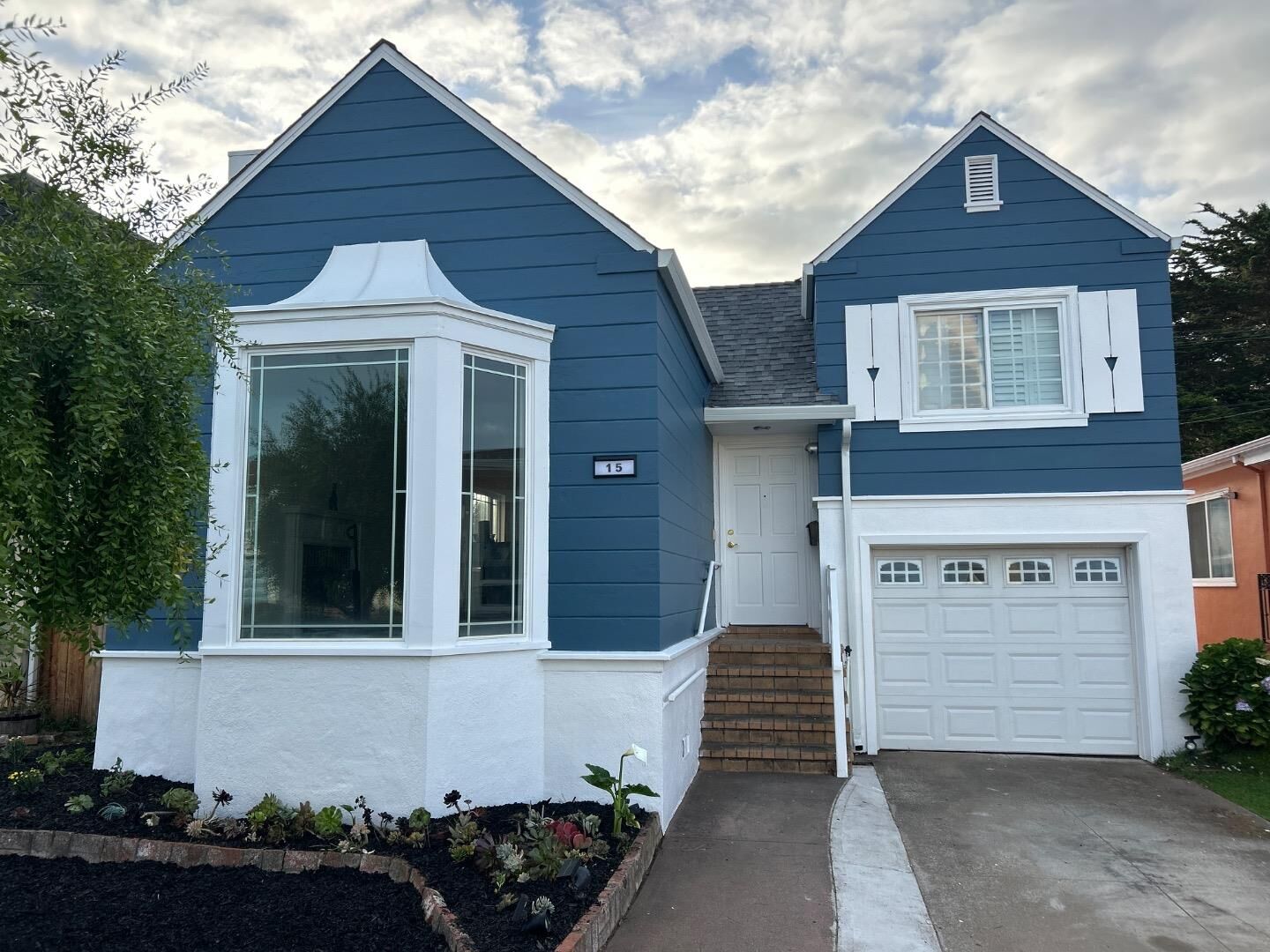 Property Photo:  15 Cliffside Drive  CA 94015 