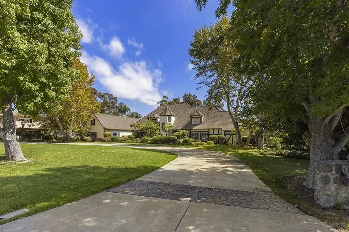 Property Photo:  6350 Calle Del Campanario  CA 92067 