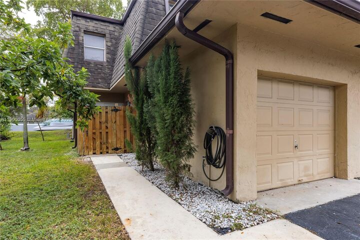 Property Photo:  14237 SW 94th Cir Ln 101  FL 33186