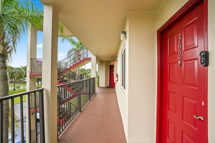 Property Photo: 1600 SW 127th Way 302C FL 33027