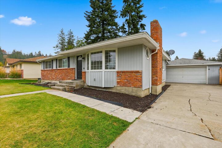 5007 W Rosewood Ave  Spokane WA 99208 photo