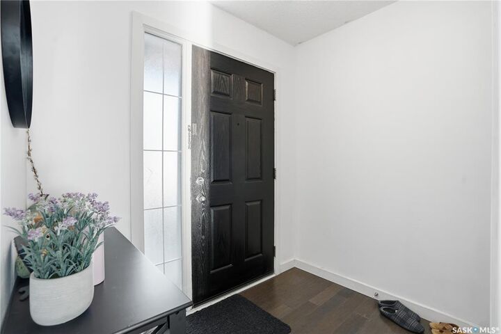 Property Photo:  410 Ledingham Way 106  SK S7V 0C4