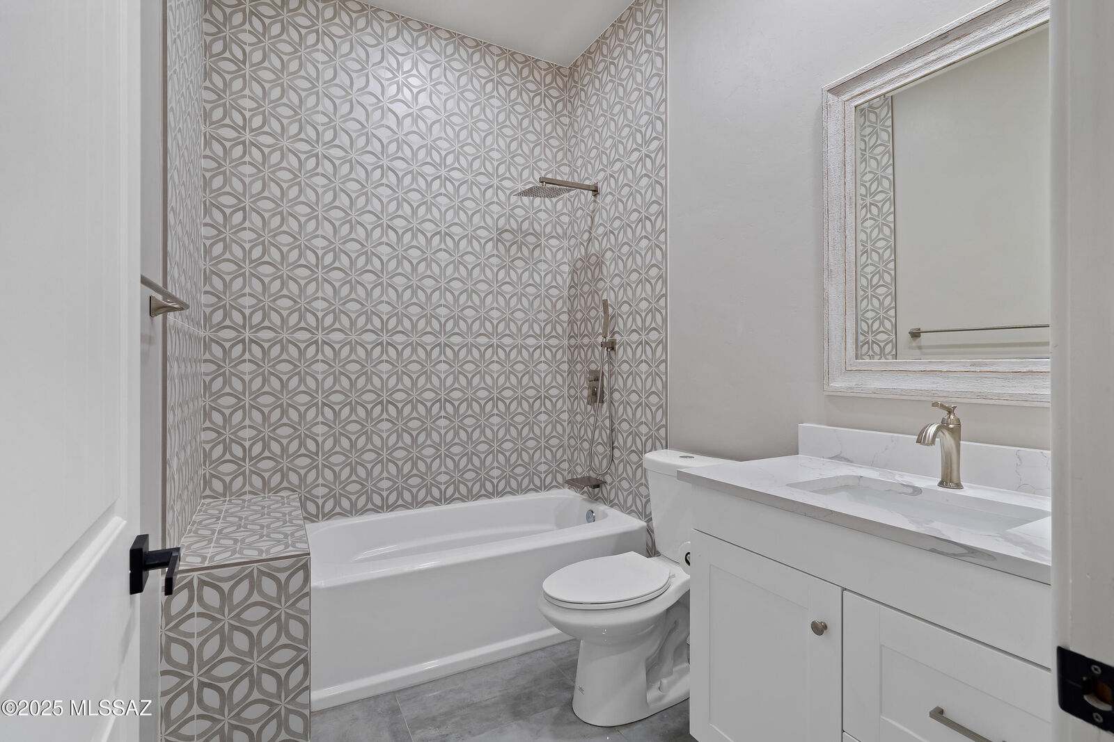 Property Photo:  2891 N Wentworth Road  AZ 85749 