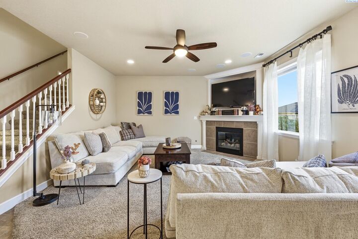 Property Photo: 5302 W 24th Ave WA 99338