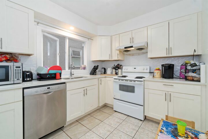 Property Photo: 5735 Earles Street BC V5R 3S4