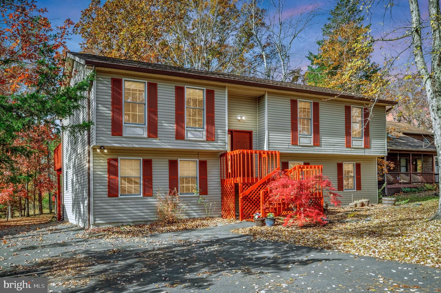Property Photo: 205 Fairfax Lane VA 22508