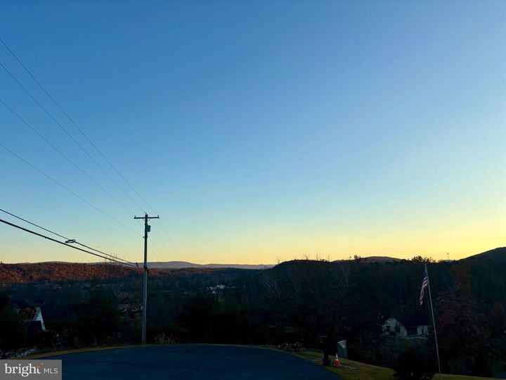 Property Photo:  68 Scenic  WV 26711 
