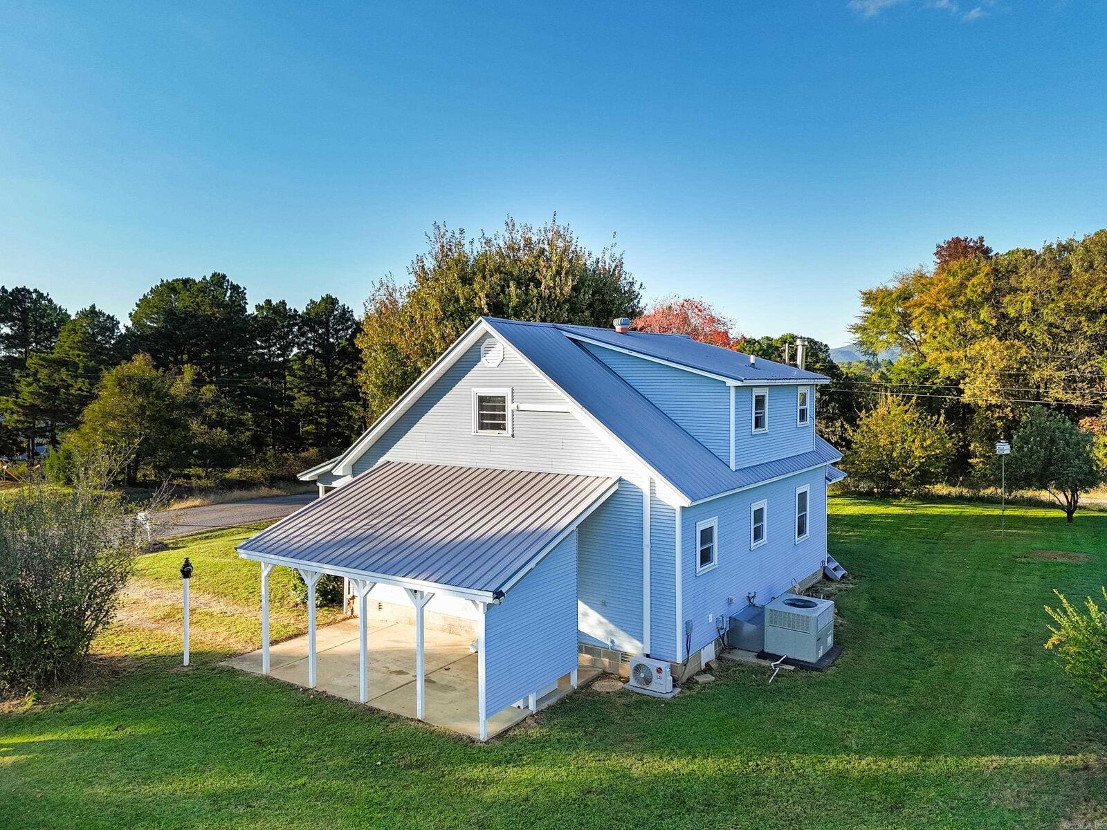 Property Photo:  2469 County Road 3341  AR 72830 
