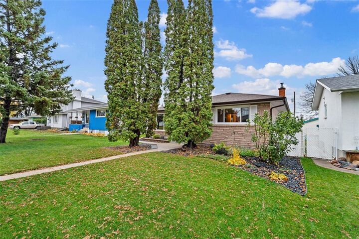 Photo de la propriété:  614 Helmsdale Avenue  MB R2K 0W8
