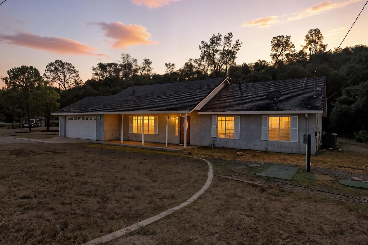 Property Photo: 7799 Kirby Street CA 95252