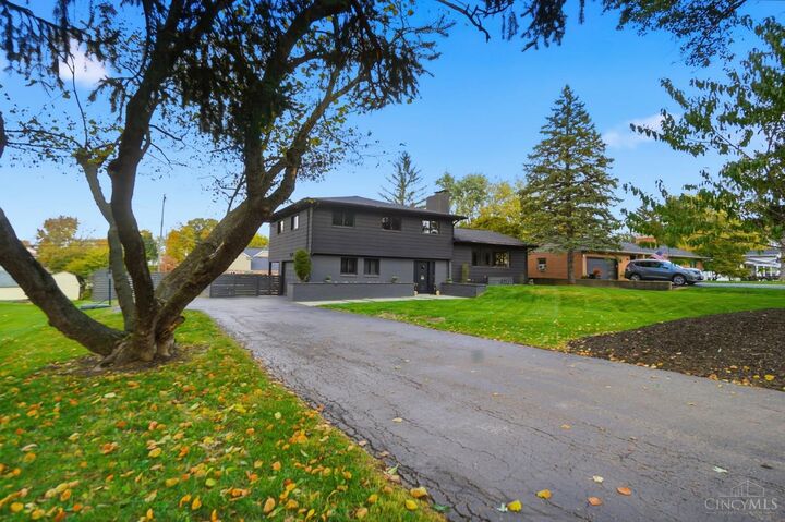 Property Photo: 4821 Manchester Road OH 45042