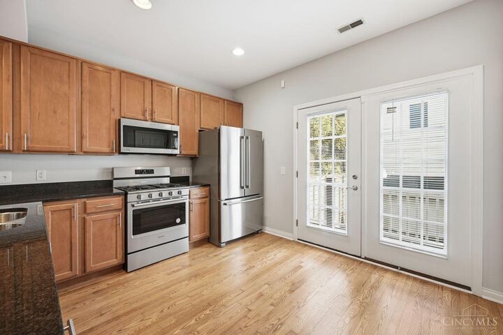 Property Photo: 2530 Hackberry Street OH 45206