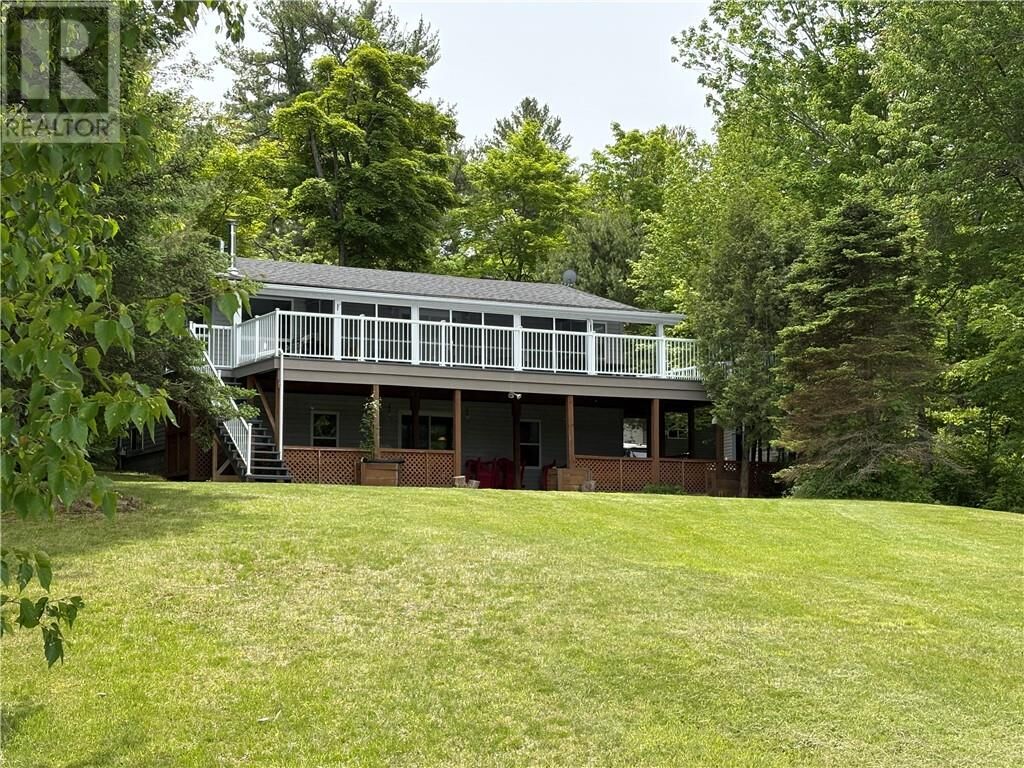 Property Photo:  314 Perry Ave  ON P0M 2A0 