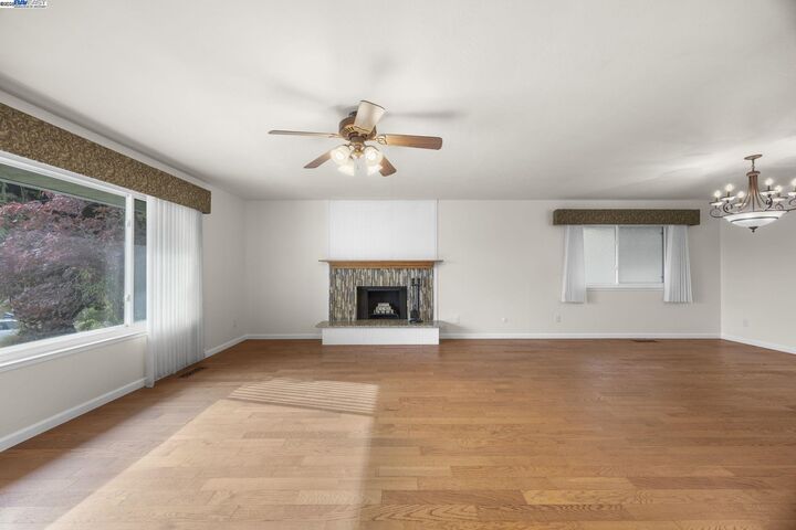 Property Photo: 699 Fiesta Place CA 94544