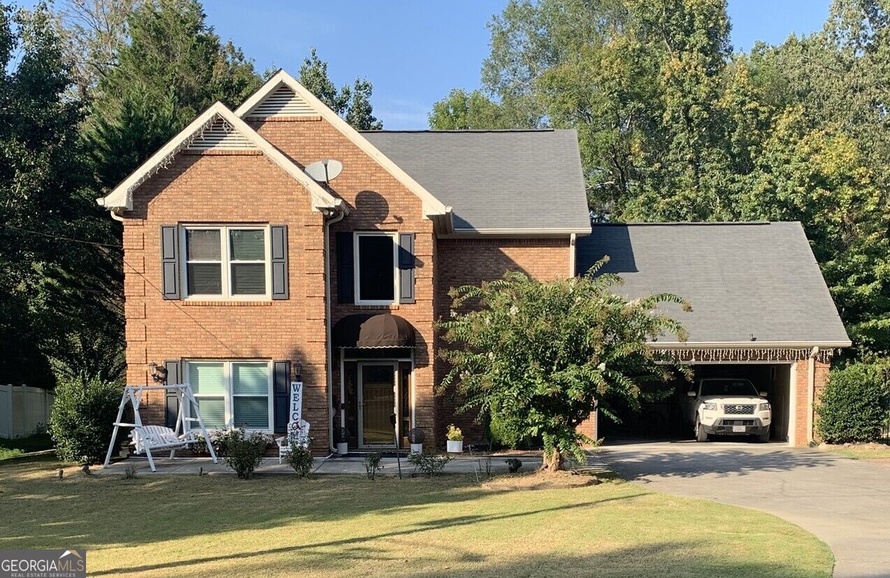 Property Photo: 107 E Clinton Drive GA 30165