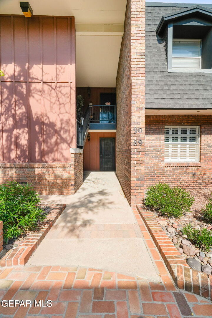 Property Photo: 4800 N Stanton 89 TX 79902