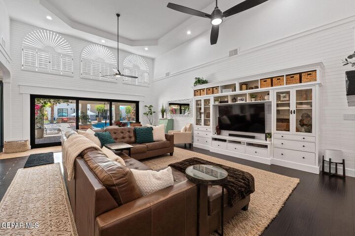 Property Photo: 1386 Loma Verde Drive TX 79936