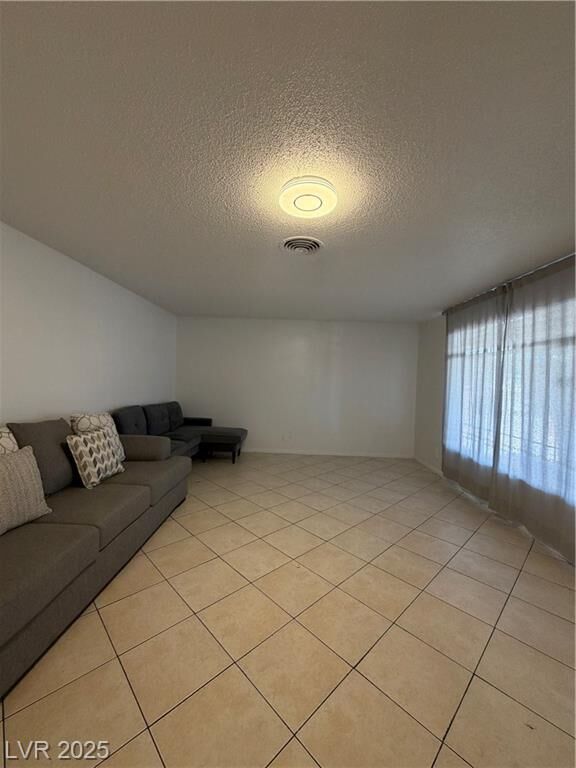Property Photo: 4101 Esmeralda Avenue NV 89102