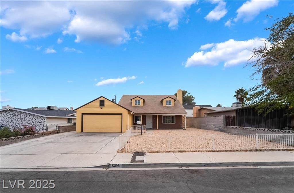 Property Photo: 5425 Del Rey Avenue NV 89146