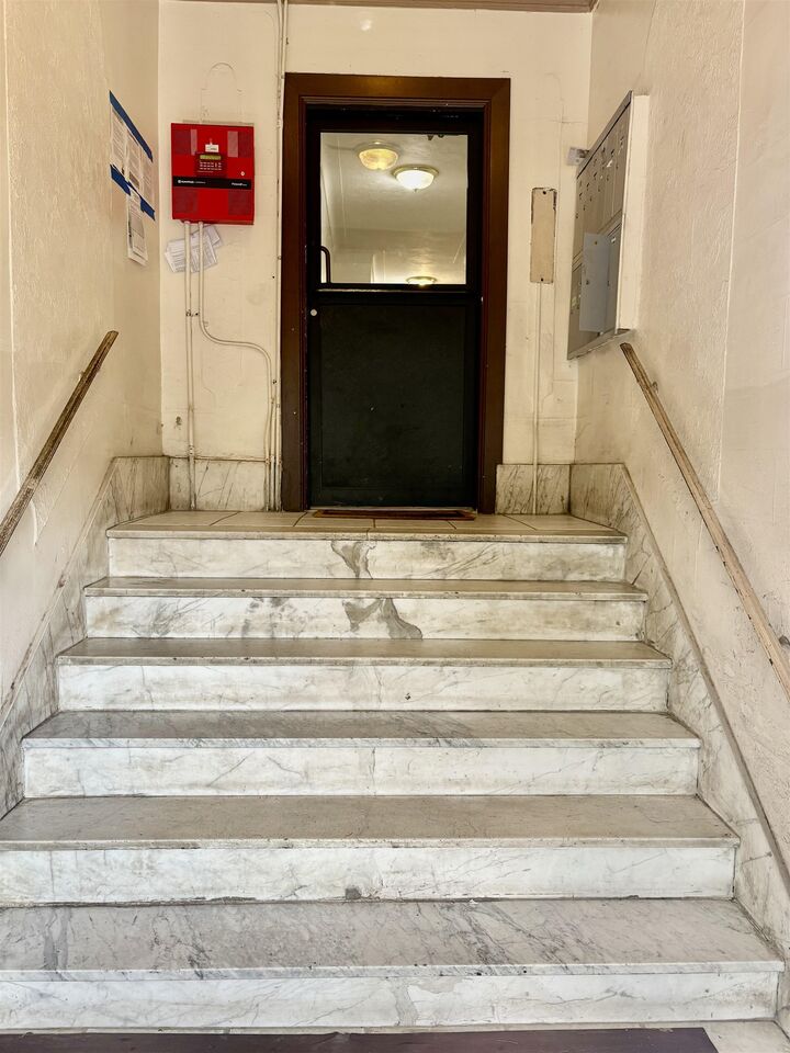 Property Photo: 404 Stegman Parkway D1 NJ 07305