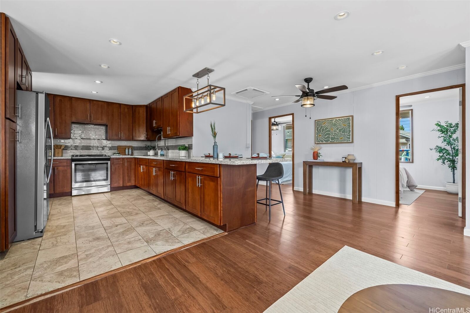 Property Photo:  87-885 Hakeakea Street  HI 96792 