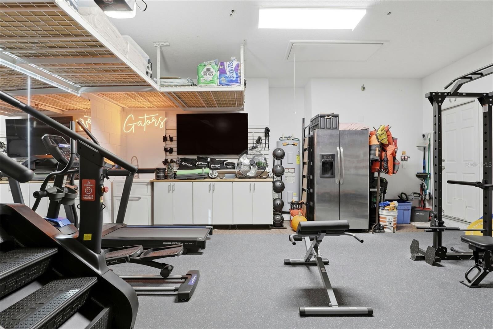 Property Photo: 10070 Greenshire Way FL 32827