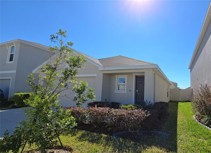 Property Photo:  35950 Sunflower Hill Drive  FL 33541 
