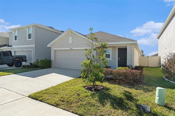 Property Photo:  35950 Sunflower Hill Drive  FL 33541 