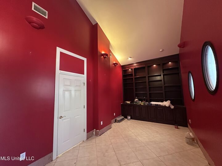 Property Photo:  721 24th Street  MS 39501 