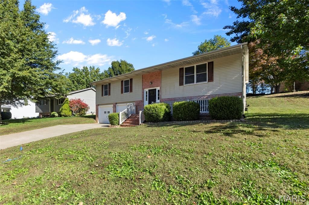 Property Photo:  2526 Old Cape Road  MO 63755 