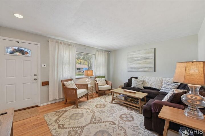 Property Photo: 929 Cormar Drive MO 63125