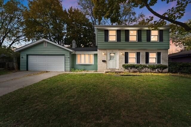 Property Photo: 1804 Hemit Ave WI 53189