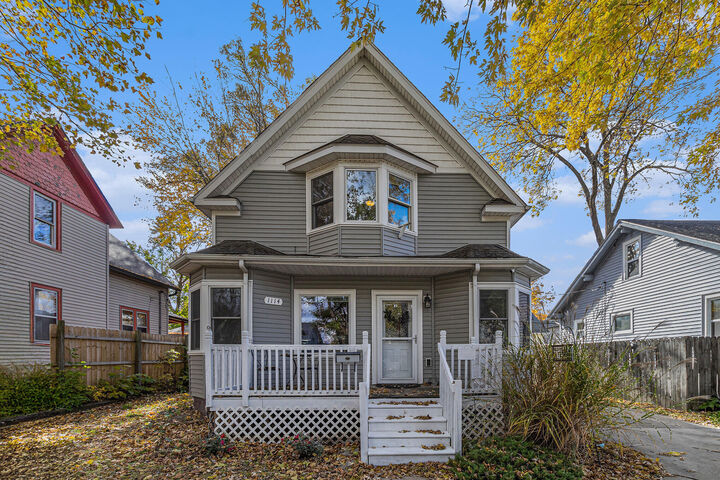 Property Photo: 1114 Lane Boulevard MI 49001