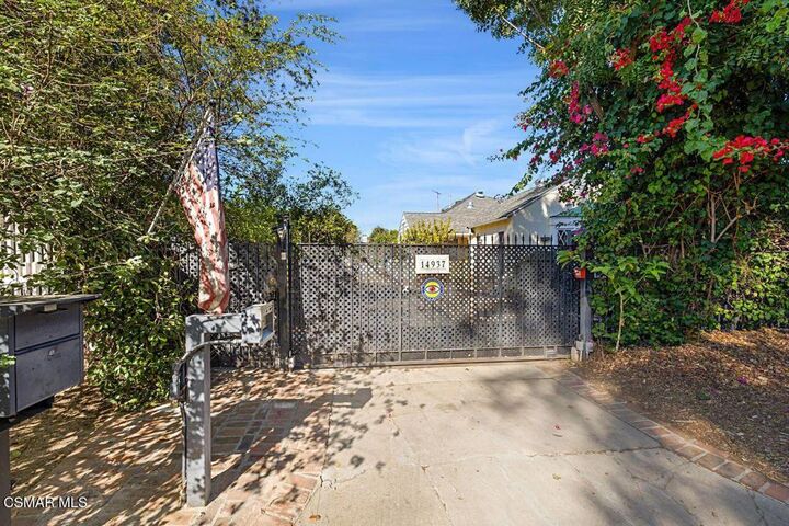 Property Photo:  14937 Greenleaf Street  CA 91403 