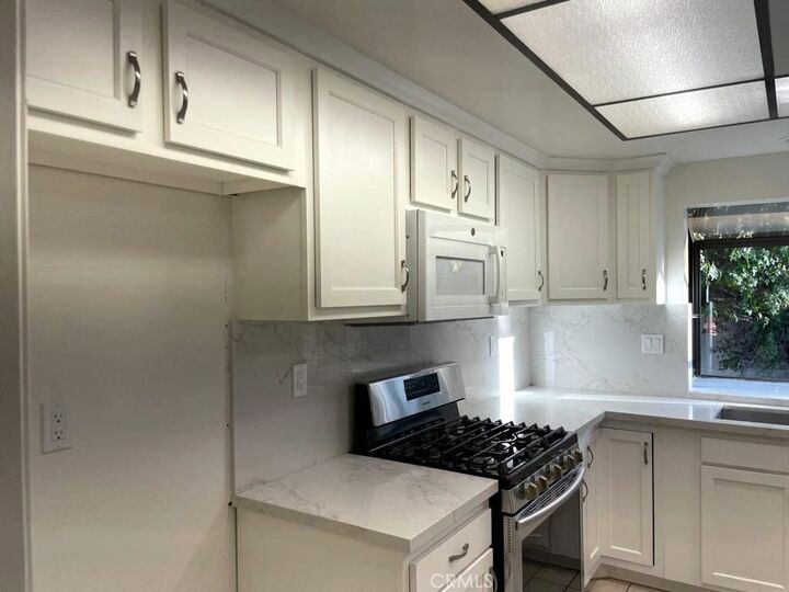 Property Photo: 20430 Via Cadiz CA 92886