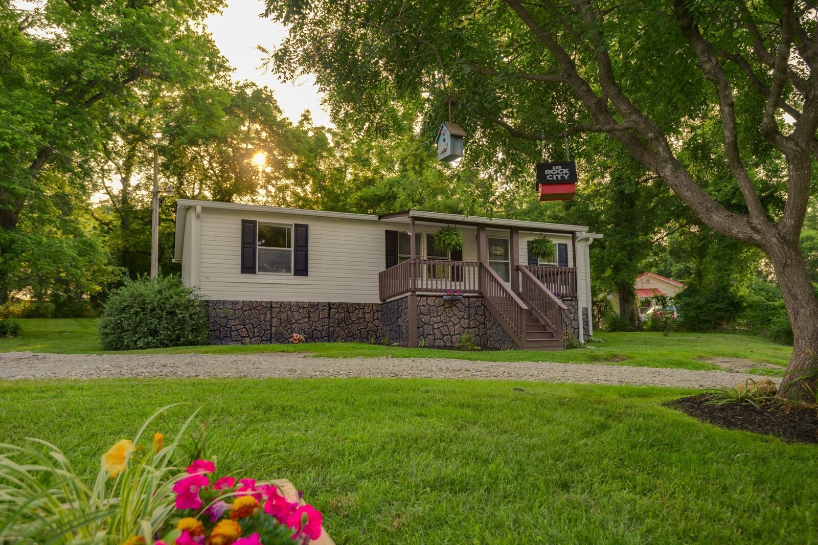 Property Photo: 236 Cornwell Ave TN 37184