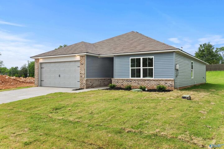 Property Photo: 202 Six Pence Court AL 35761