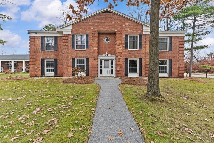 100 Kennedy Drive  South Burlington VT 05403 photo