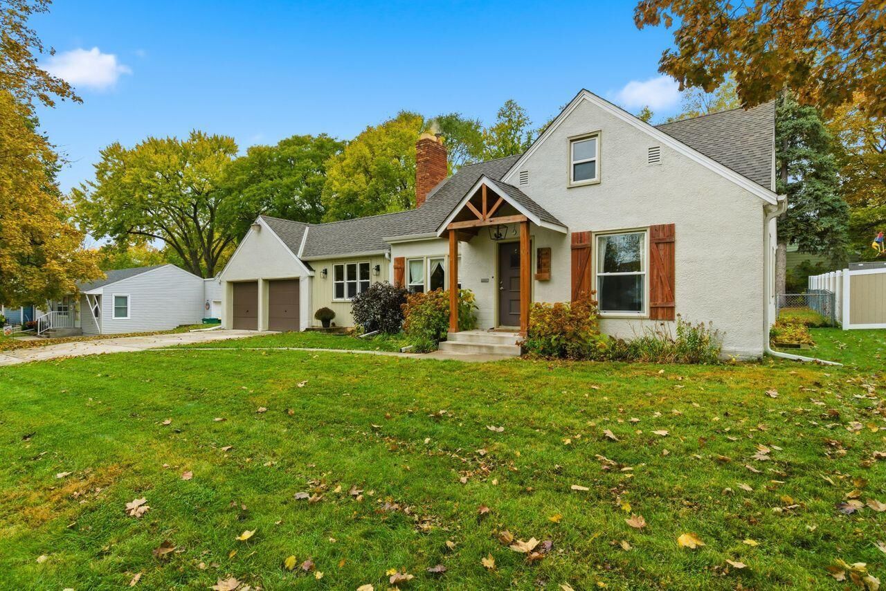 Property Photo: 6618 Park Avenue MN 55423