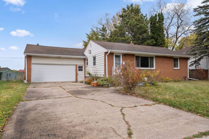 Property Photo:  1895 Shryer Avenue W  MN 55113 