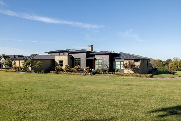 Property Photo:  4631 E Bridgewater Lane  AR 72703 