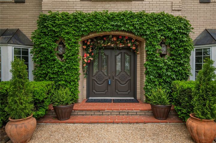 214 El Contento Drive  Bentonville AR 72712 photo